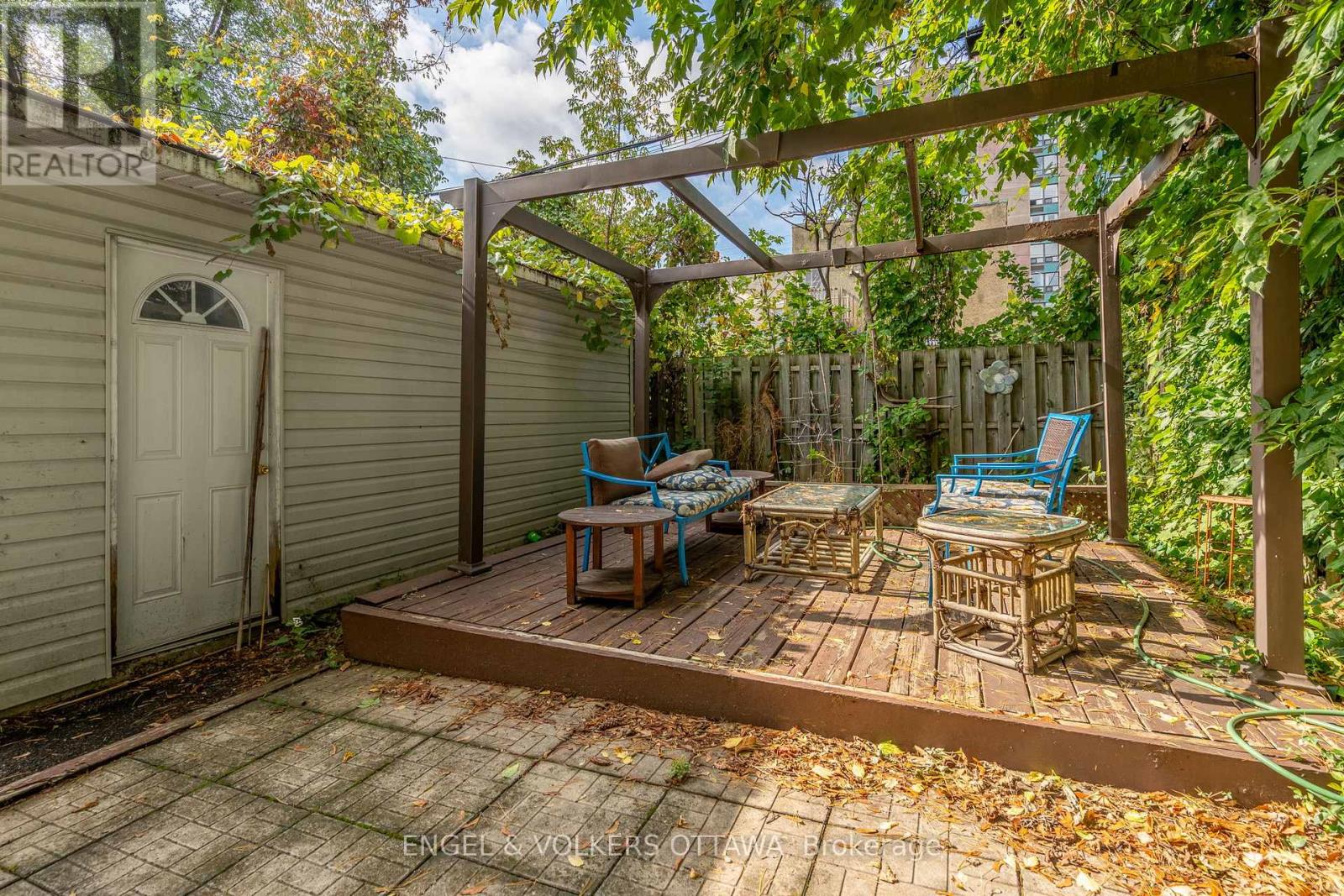 A & B - 116 Cambridge Street N, Ottawa, Ontario  K1R 7A7 - Photo 13 - X12775776