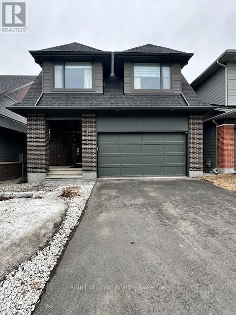 26 STANHOPE COURT, Ottawa, Ontario