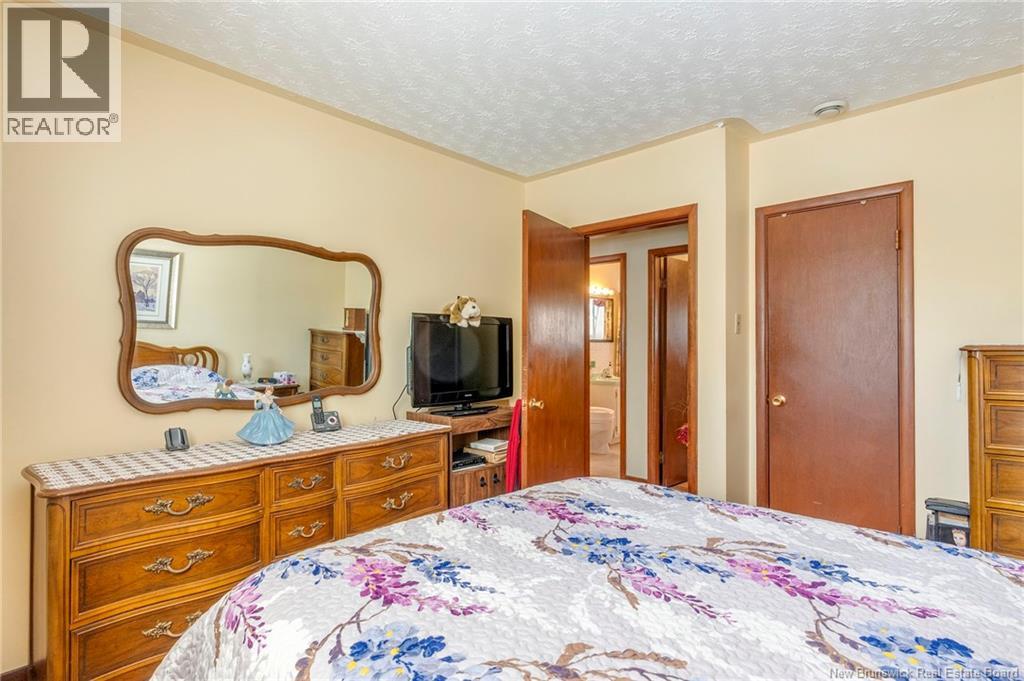 6 Sharon Avenue, Saint John, New Brunswick  E2N 1E4 - Photo 4 - NB133374