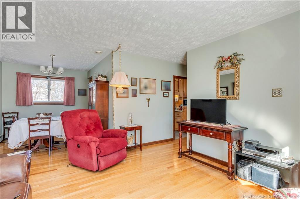 6 Sharon Avenue, Saint John, New Brunswick  E2N 1E4 - Photo 9 - NB133374