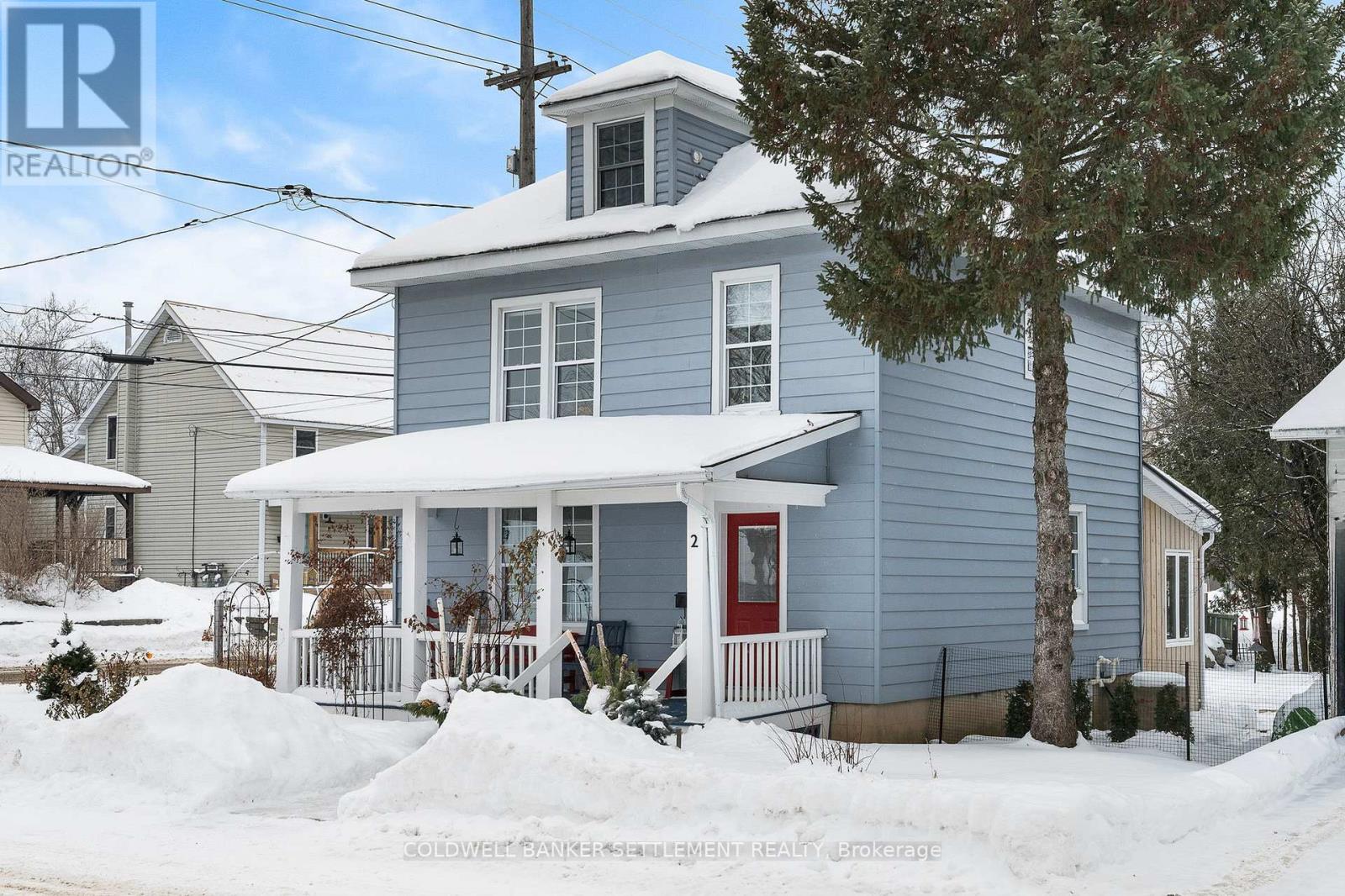 2 Sinclair Street, Perth, Ontario  K7H 2R5 - Photo 2 - X12775596