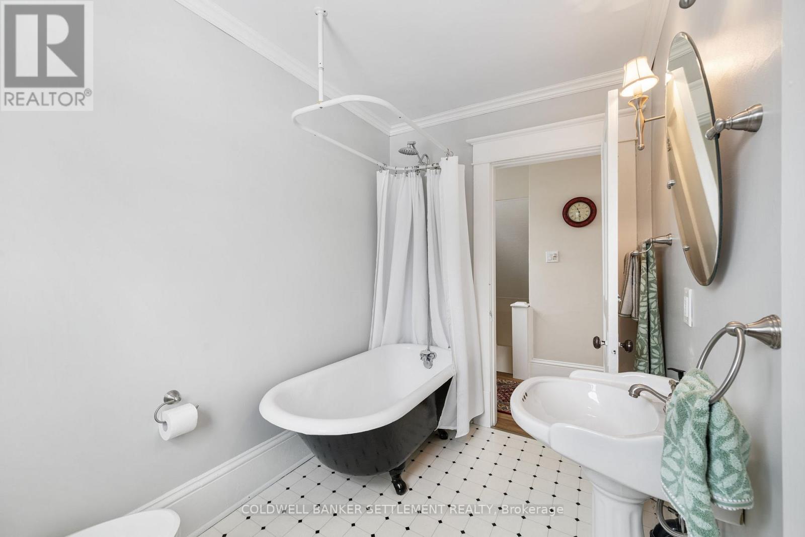 2 Sinclair Street, Perth, Ontario  K7H 2R5 - Photo 24 - X12775596