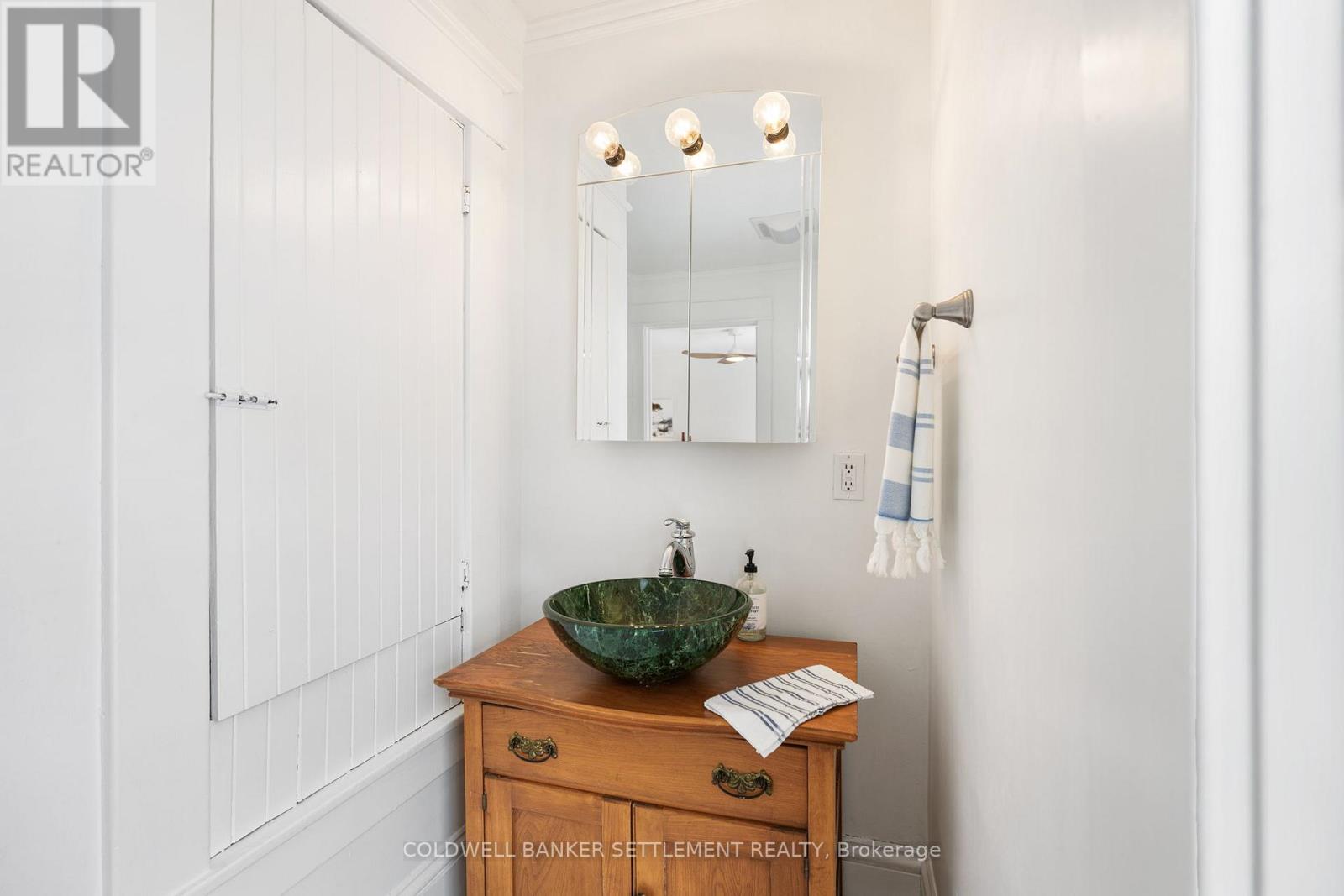 2 Sinclair Street, Perth, Ontario  K7H 2R5 - Photo 31 - X12775596