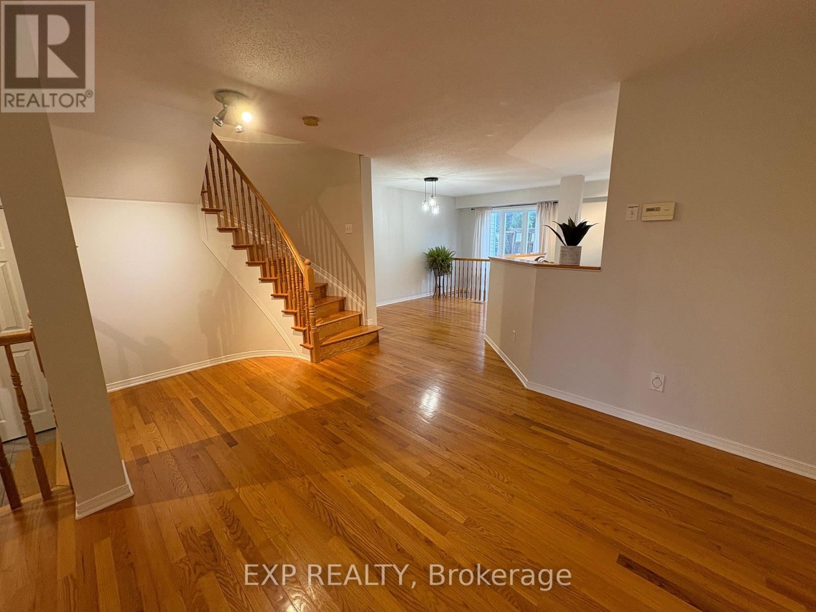 14 Drumso Street, Ottawa, Ontario  K1T 3Y2 - Photo 12 - X12581884