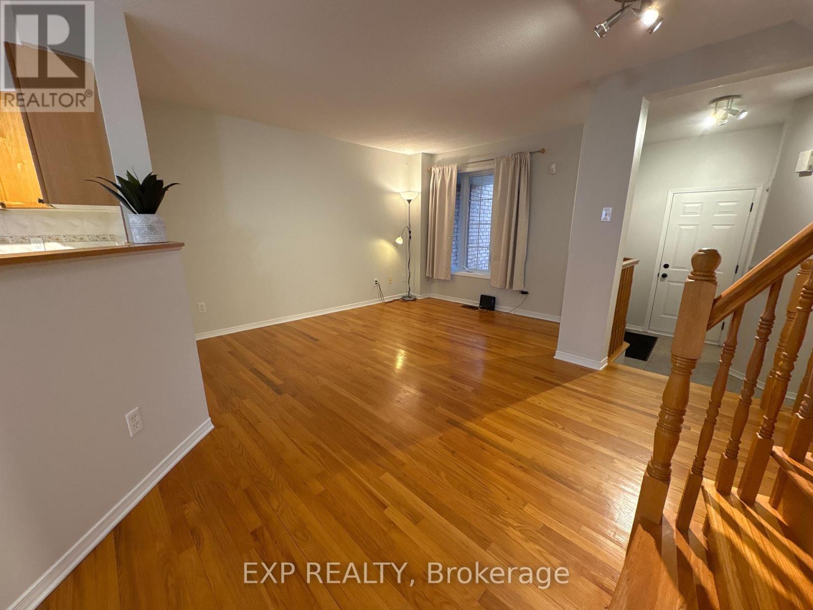 14 Drumso Street, Ottawa, Ontario  K1T 3Y2 - Photo 15 - X12581884