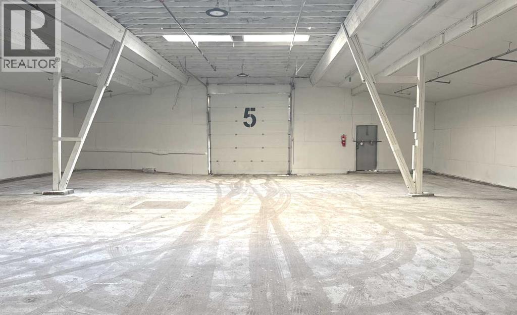 105, 2008 48 Street Se, Calgary, Alberta  T2B 2E5 - Photo 1 - A2274722