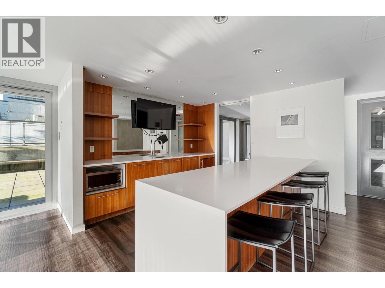 Listing Picture 26 of 36 : 2007 999 SEYMOUR STREET, Vancouver / 溫哥華 - 魯藝地產 Yvonne Lu Group - MLS Medallion Club Member