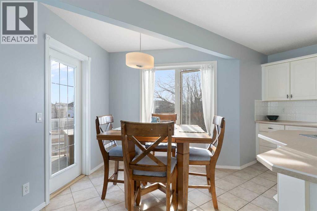 202 Schooner Close Nw, Calgary, Alberta  T3L 1Y8 - Photo 10 - A2285143