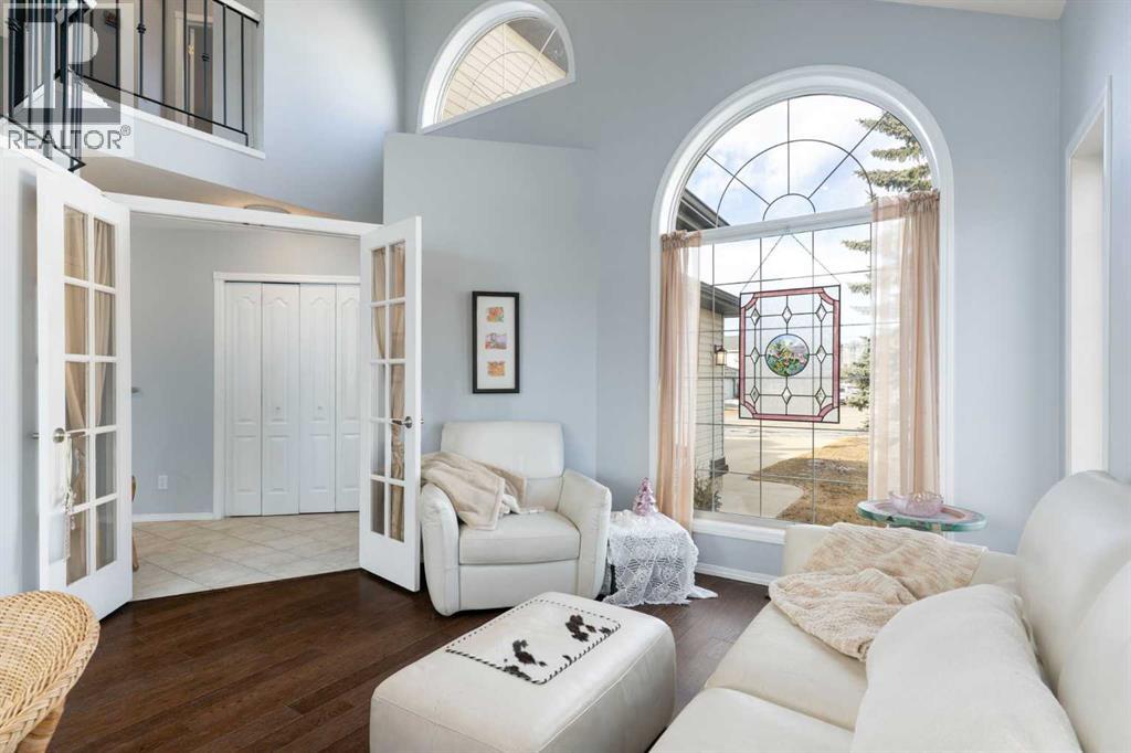 202 Schooner Close Nw, Calgary, Alberta  T3L 1Y8 - Photo 3 - A2285143