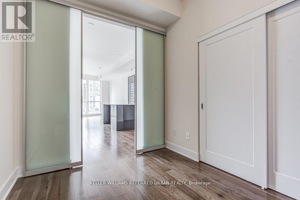 1102 - 88 Cumberland Street, Toronto, Ontario  M5R 0C8 - Photo 14 - C12775590