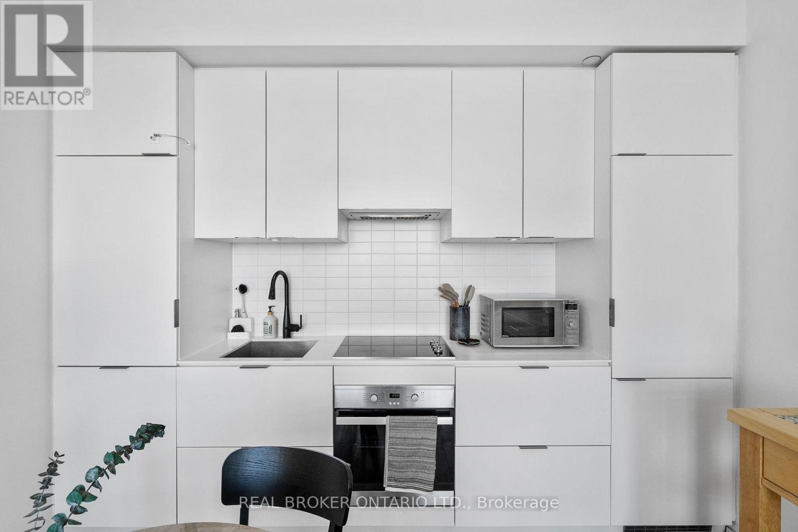 4406 - 5 St Joseph Street, Toronto, Ontario  M4Y 1J6 - Photo 11 - C12775652