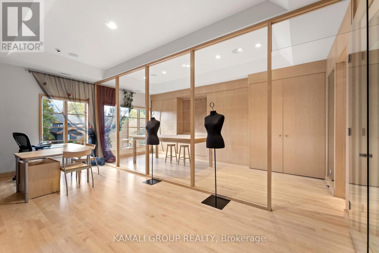 39 Rollscourt Drive, Toronto, Ontario  M2L 1X6 - Photo 27 - C12775706