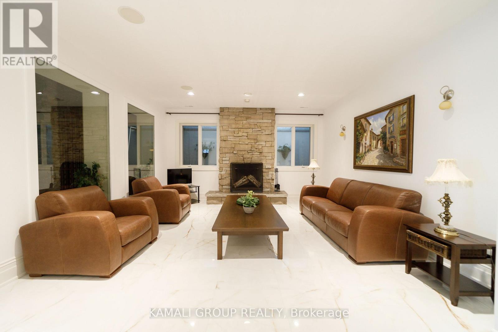 39 Rollscourt Drive, Toronto, Ontario  M2L 1X6 - Photo 34 - C12775706