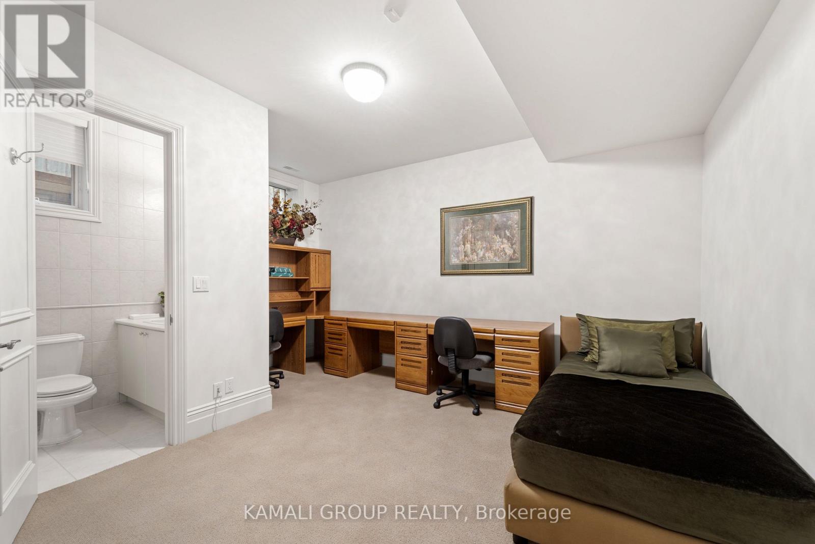 39 Rollscourt Drive, Toronto, Ontario  M2L 1X6 - Photo 36 - C12775706