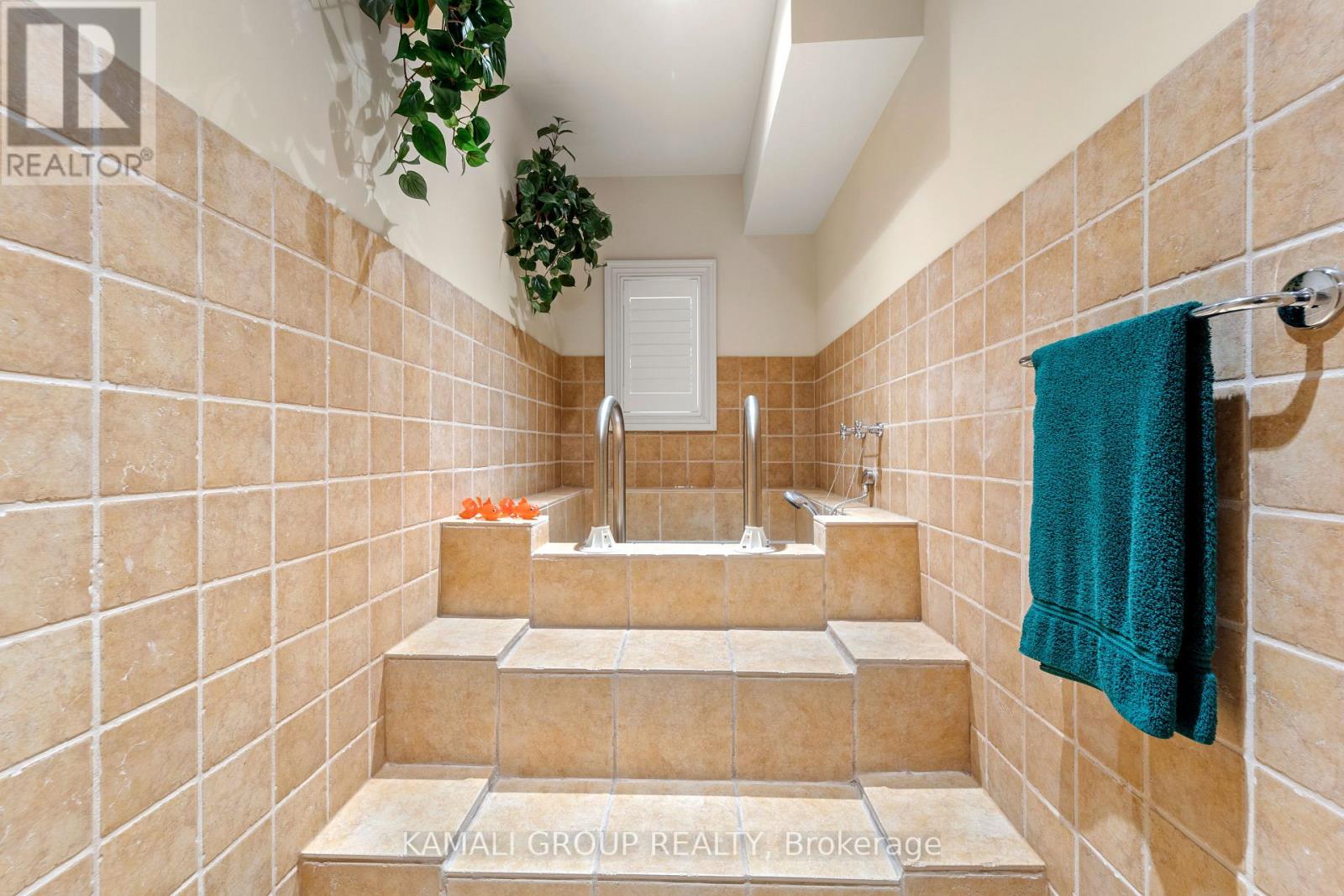 39 Rollscourt Drive, Toronto, Ontario  M2L 1X6 - Photo 42 - C12775706