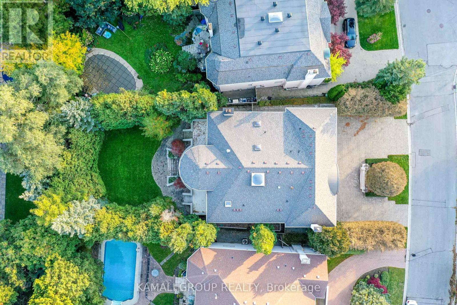 39 Rollscourt Drive, Toronto, Ontario  M2L 1X6 - Photo 48 - C12775706