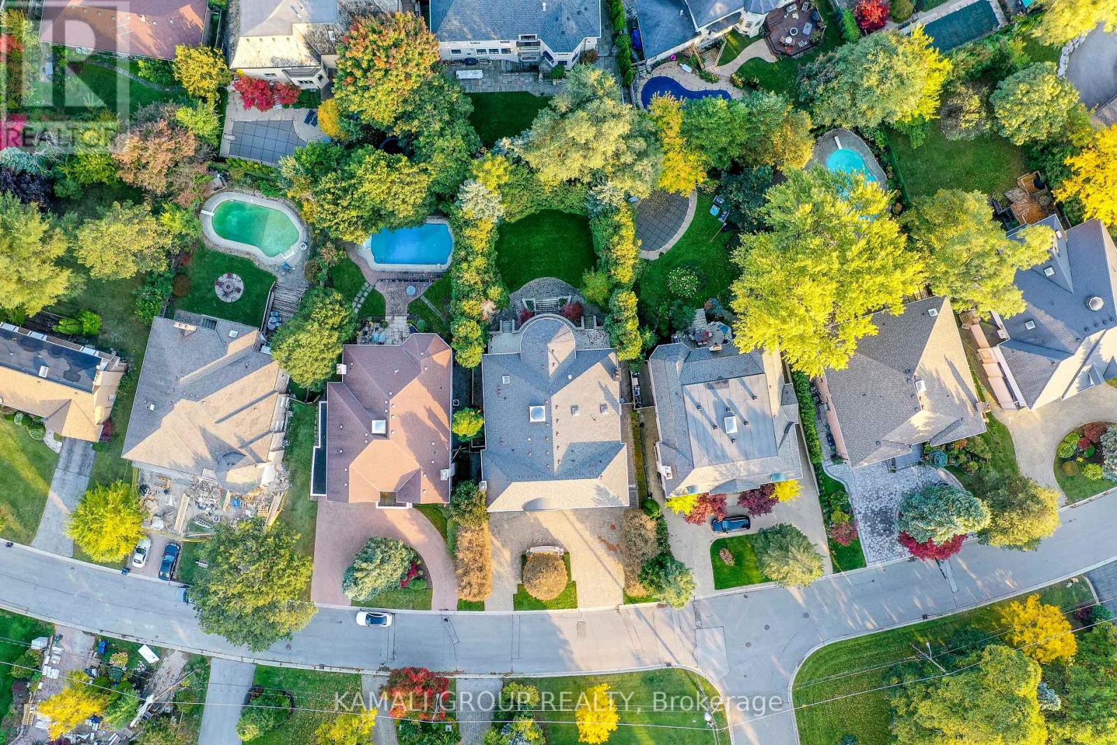 39 Rollscourt Drive, Toronto, Ontario  M2L 1X6 - Photo 49 - C12775706