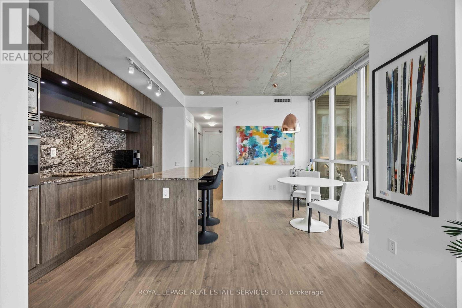 2209 - 88 Blue Jays Way, Toronto, Ontario  M5V 2G3 - Photo 10 - C12775766