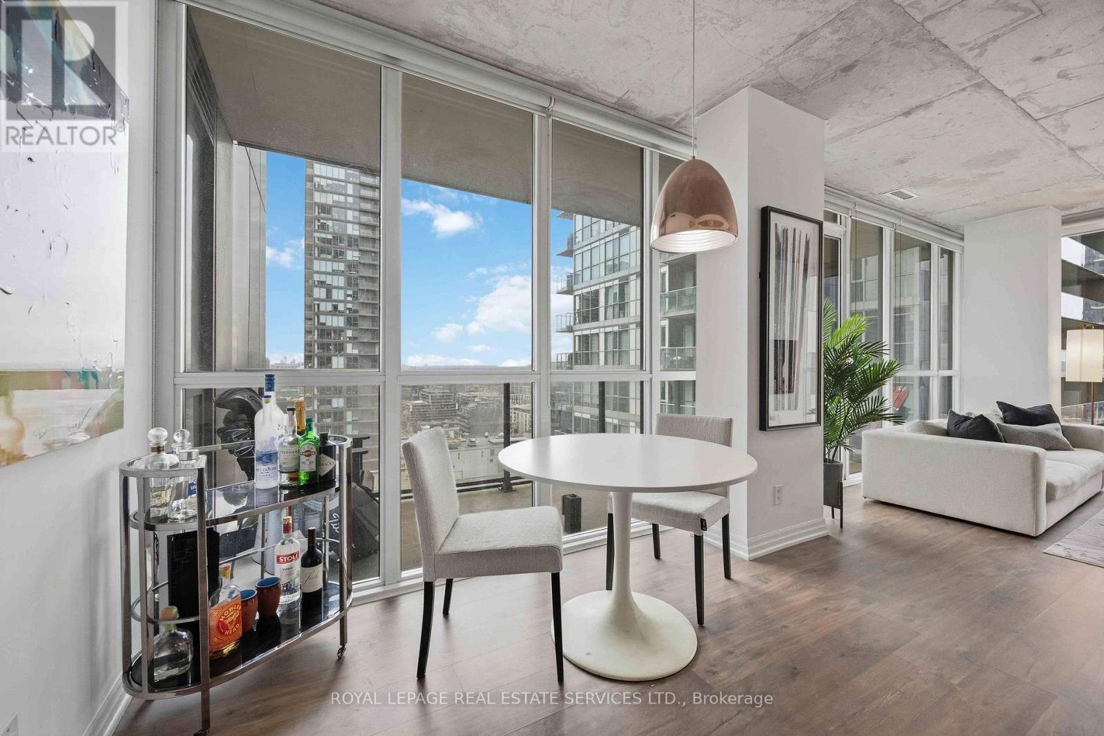 2209 - 88 Blue Jays Way, Toronto, Ontario  M5V 2G3 - Photo 12 - C12775766