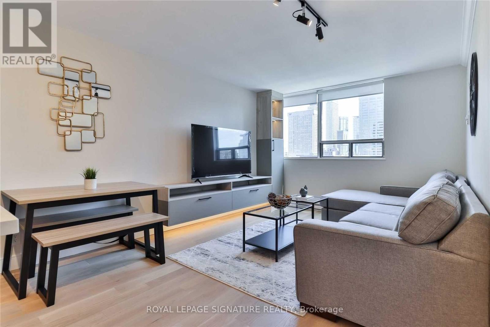 1504 - 914 Yonge Street, Toronto, Ontario  M4W 3C8 - Photo 9 - C12775800