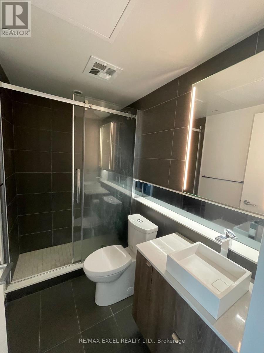 1415 - 215 Queen Street W, Toronto, Ontario  M5A 1S2 - Photo 3 - C12775802