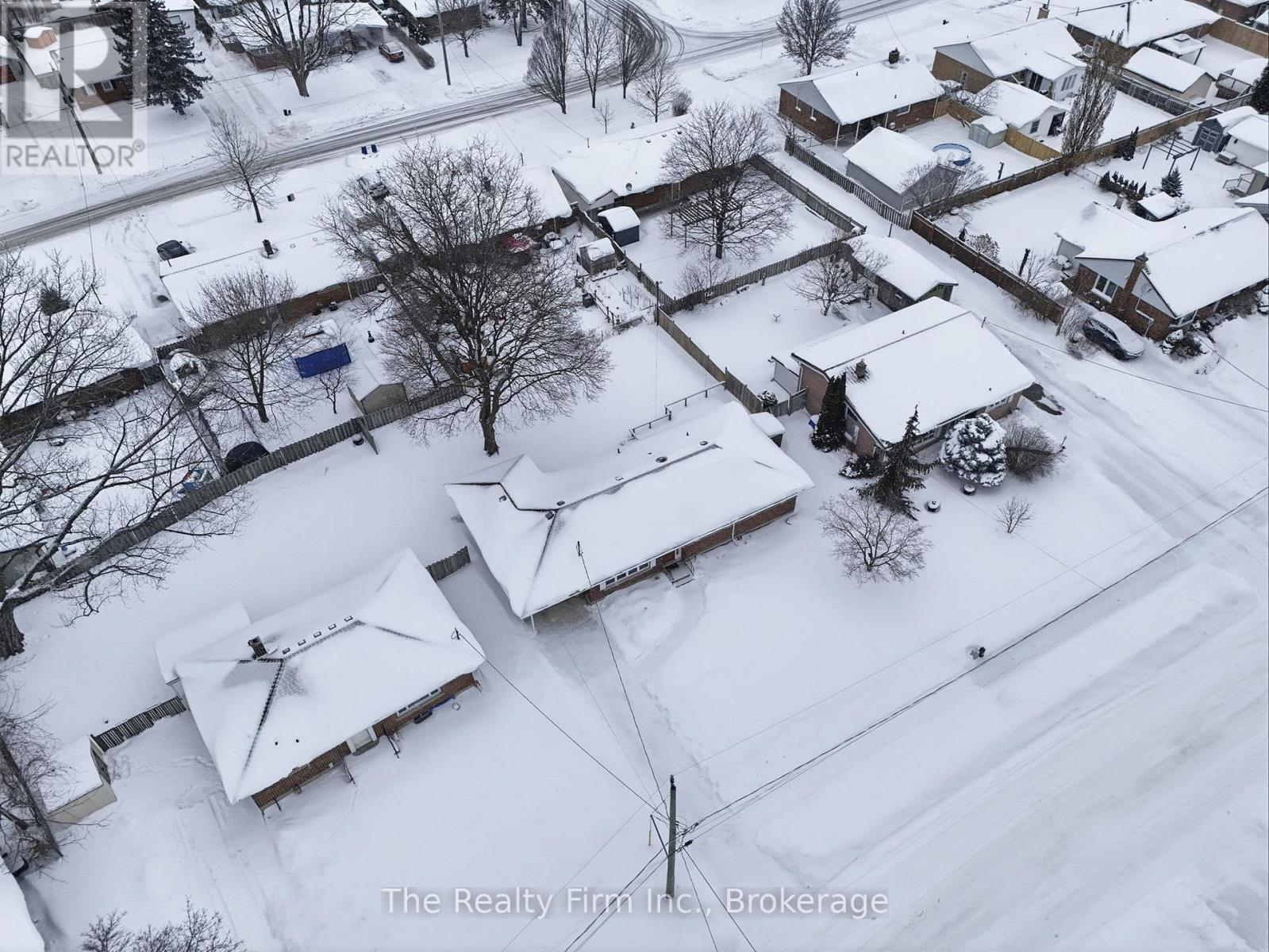 1047 Elora Road, Woodstock, Ontario  N4S 5L9 - Photo 49 - X12775726
