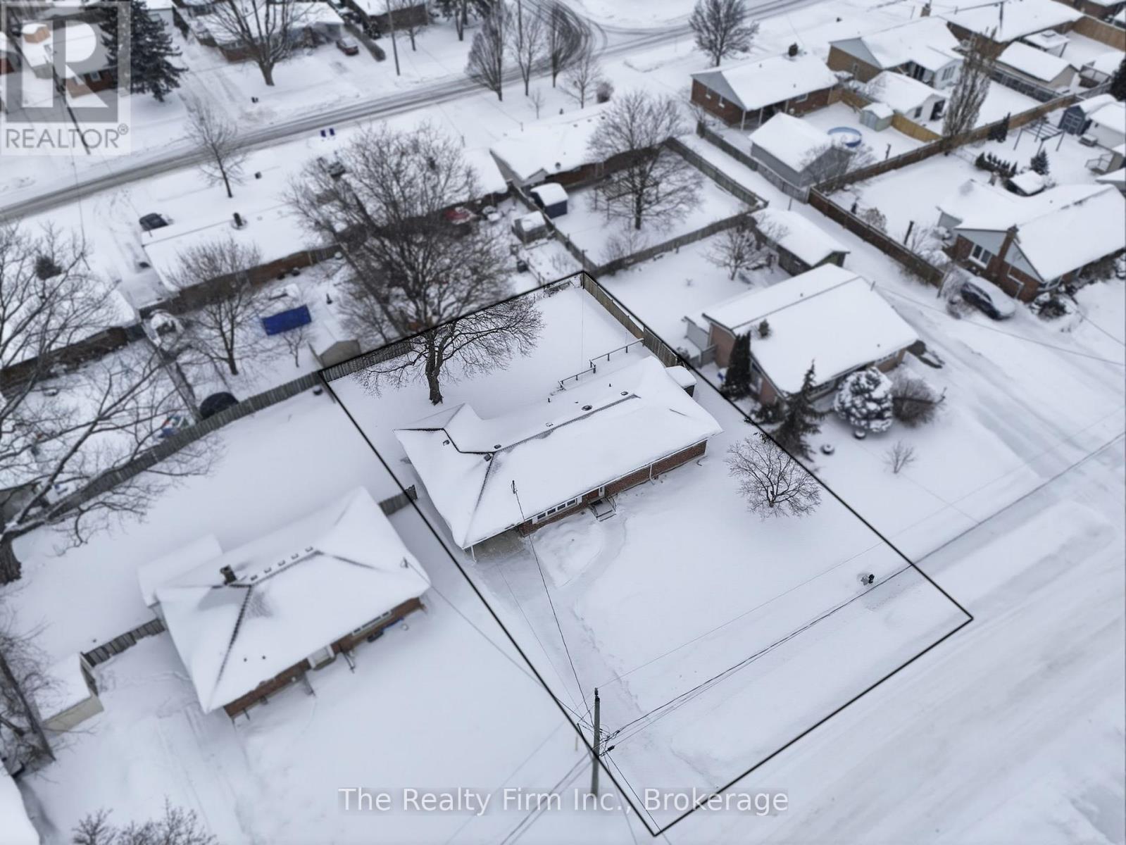 1047 Elora Road, Woodstock, Ontario  N4S 5L9 - Photo 50 - X12775726