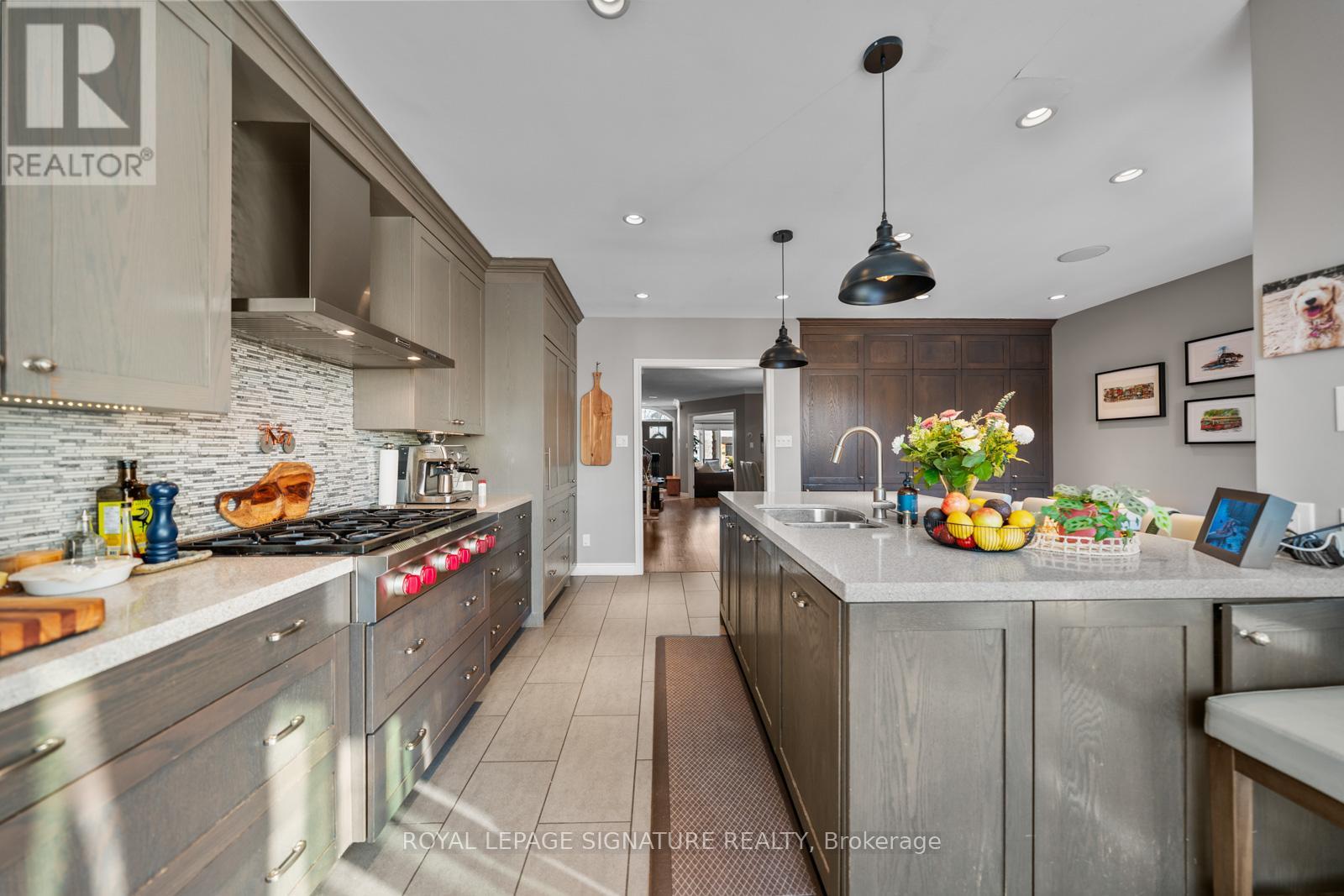 155 Blantyre Avenue, Toronto (Birchcliffe-Cliffside), Ontario  M1N 2R6 - Photo 12 - E12775600