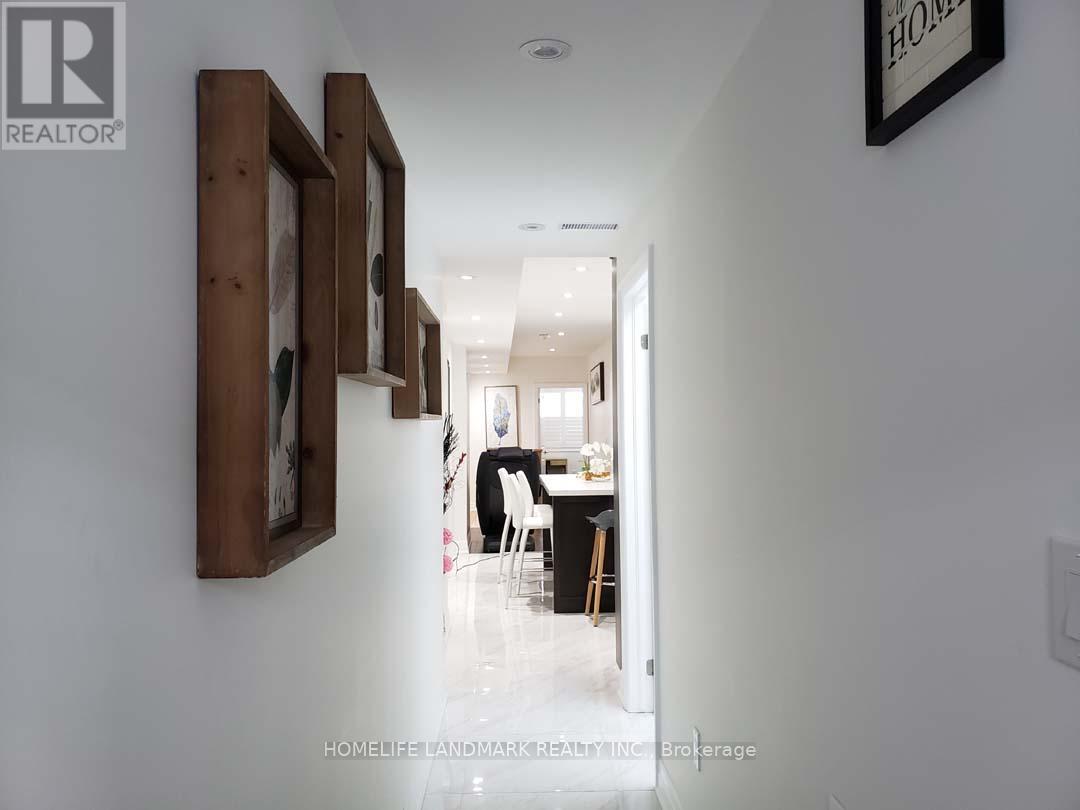 1027 Pape Avenue, Toronto, Ontario  M4K 3W1 - Photo 10 - E12775618