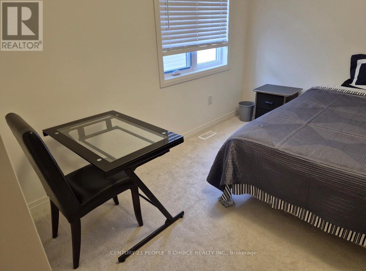 ROOM - 124 SAILORS LANDING, Clarington, Ontario