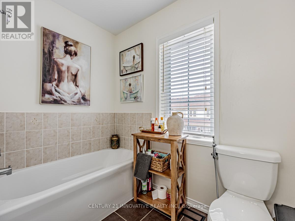 138 Barnham Street, Ajax, Ontario  L1Z 0K7 - Photo 35 - E12775786