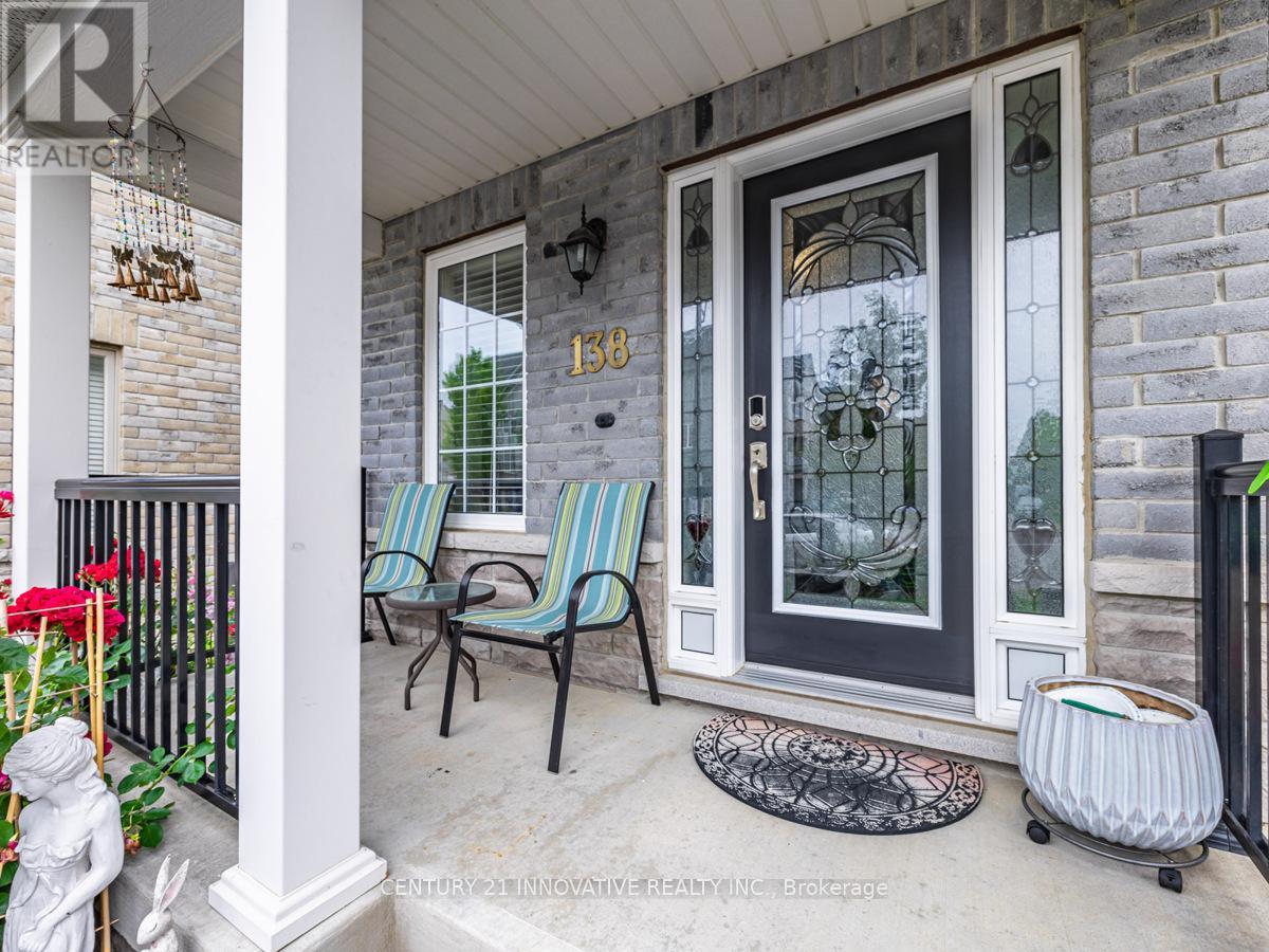 138 Barnham Street, Ajax, Ontario  L1Z 0K7 - Photo 7 - E12775786