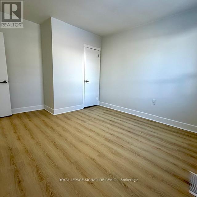 Main - 293 Glebemount Avenue, Toronto, Ontario  M4C 3V4 - Photo 10 - E12775820