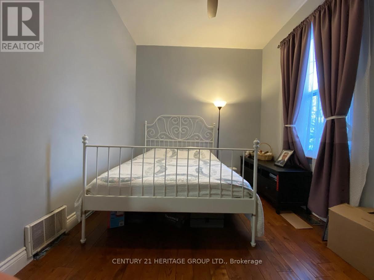 134 Wesley Street, Newmarket, Ontario  L3Y 3P1 - Photo 11 - N12775588