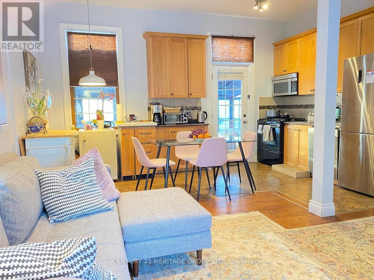 134 Wesley Street, Newmarket, Ontario  L3Y 3P1 - Photo 12 - N12775588