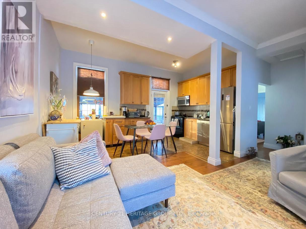 134 Wesley Street, Newmarket, Ontario  L3Y 3P1 - Photo 14 - N12775588