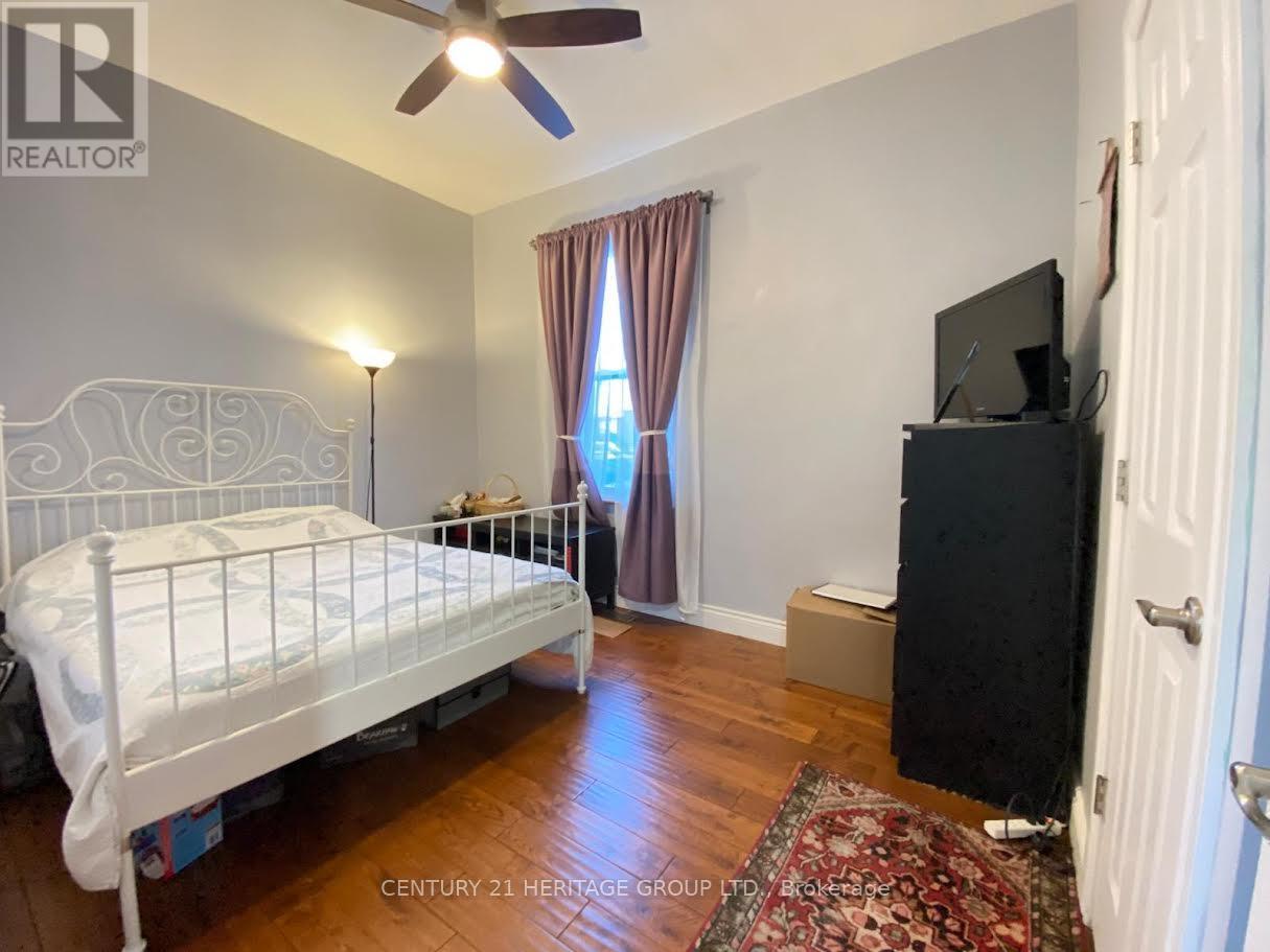 134 Wesley Street, Newmarket, Ontario  L3Y 3P1 - Photo 8 - N12775588