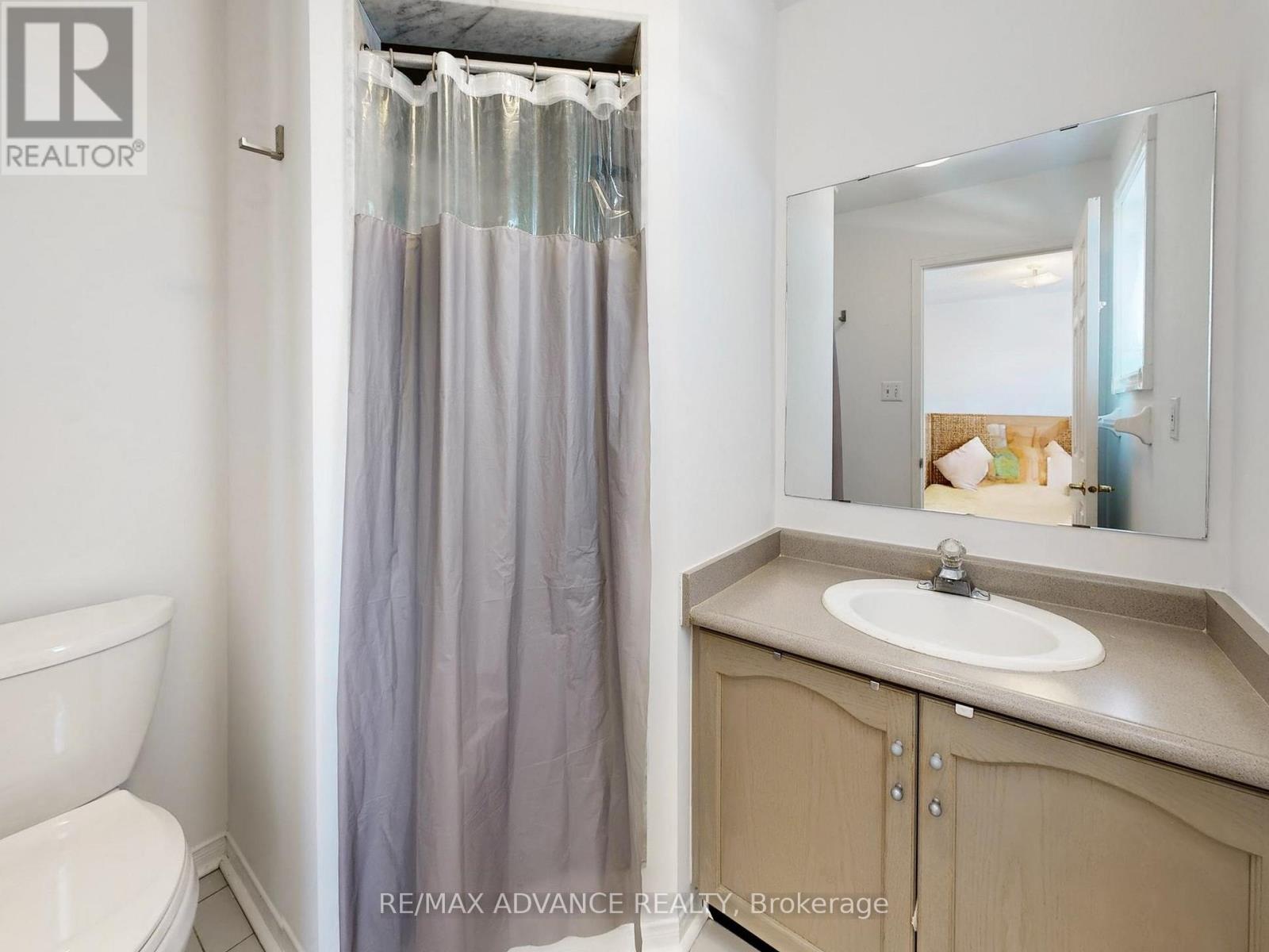 67 Kelso Crescent, Vaughan, Ontario  L6A 2C8 - Photo 15 - N12775664