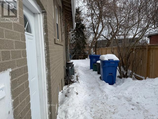 Basement - 77 Harrison Drive, Newmarket (Bristol-London), Ontario  L3Y 4P3 - Photo 2 - N12775778