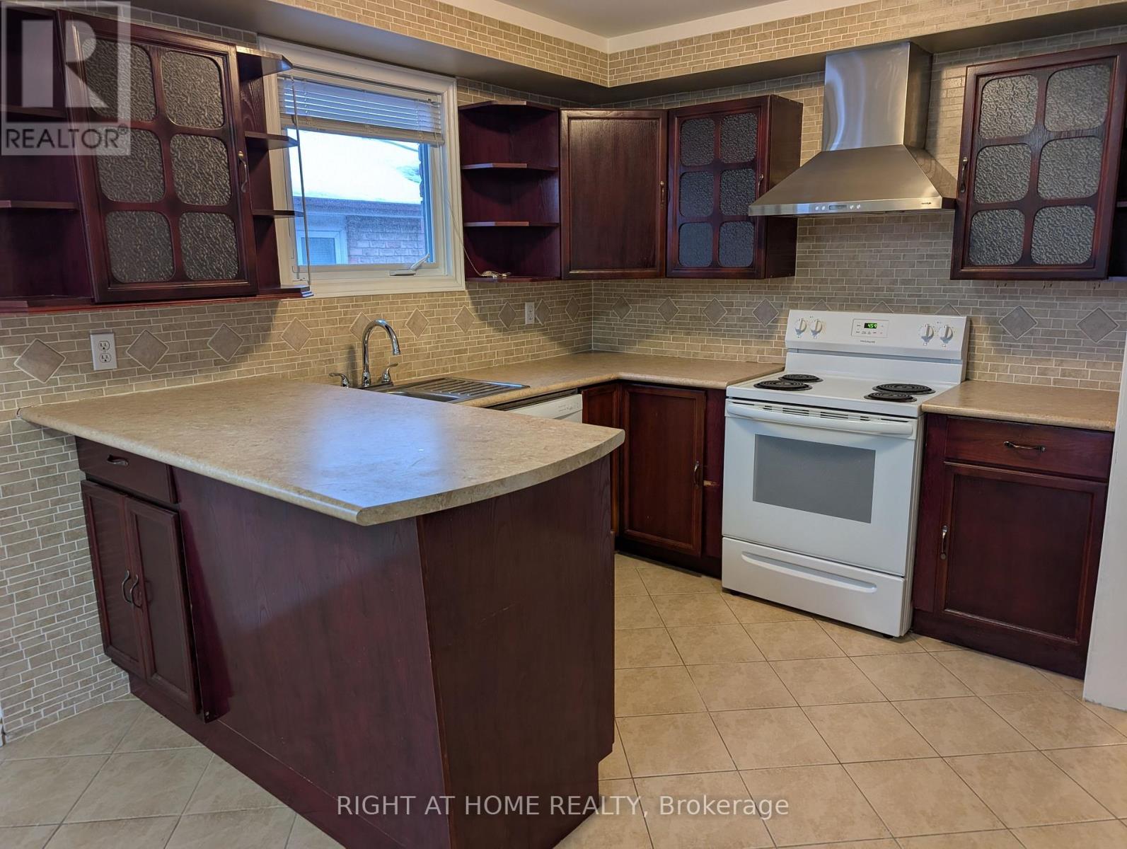 435 Colborne Street, Bradford West Gwillimbury (Bradford), Ontario  L3Z 2E5 - Photo 11 - N12775826