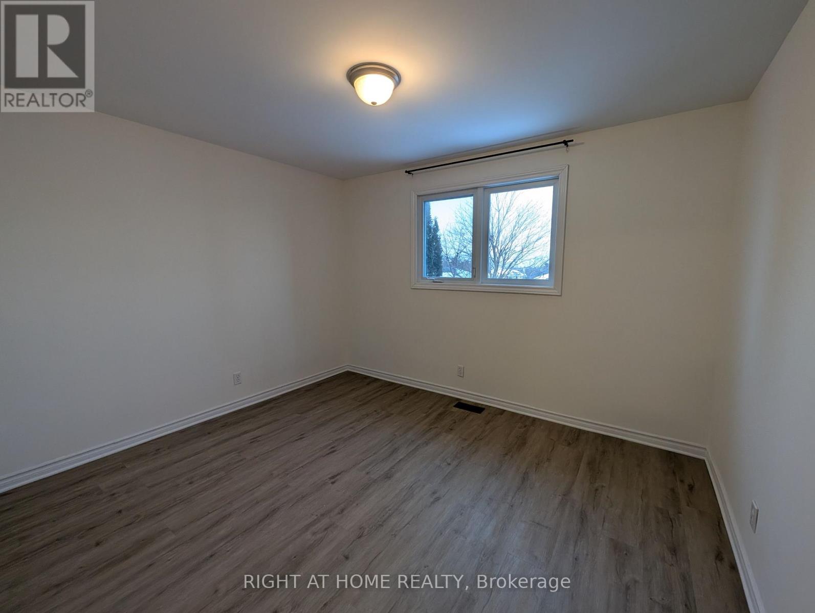 435 Colborne Street, Bradford West Gwillimbury (Bradford), Ontario  L3Z 2E5 - Photo 8 - N12775826