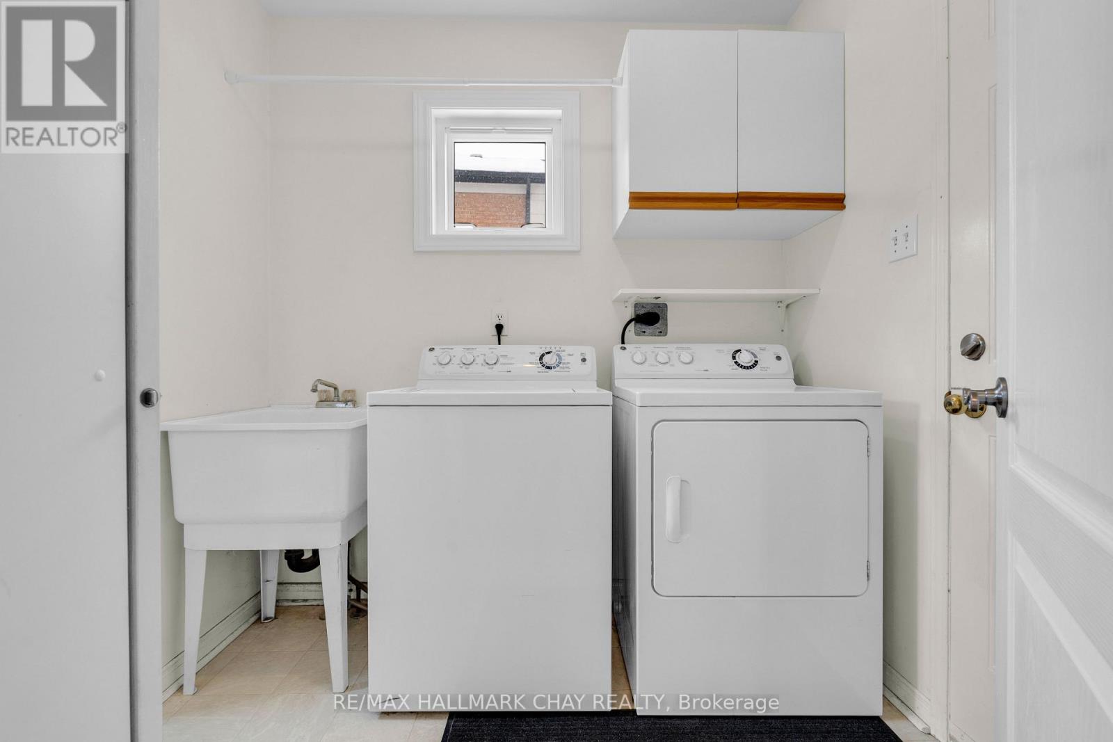 20 Daniele Avenue S, New Tecumseth, Ontario  L0G 1A0 - Photo 11 - N12775840