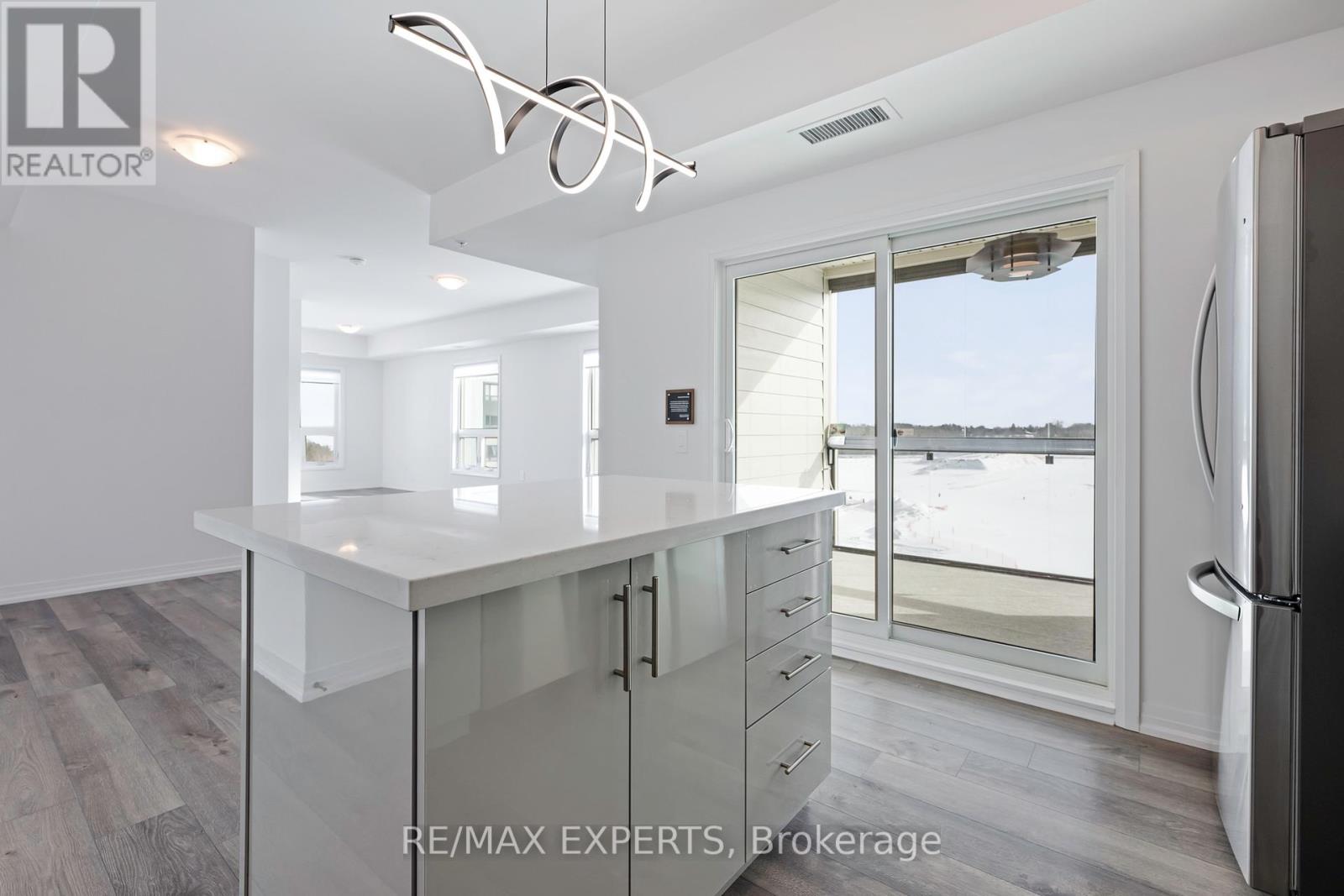 409 - 15 Kneeshaw Drive, Barrie, Ontario  L9J 0X9 - Photo 22 - S12775794