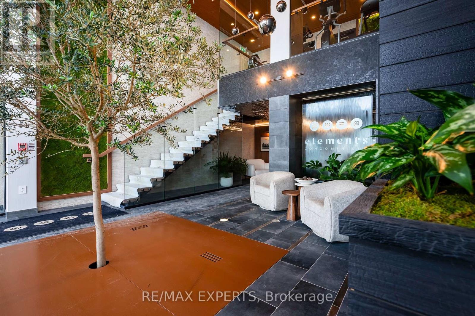 409 - 15 Kneeshaw Drive, Barrie, Ontario  L9J 0X9 - Photo 9 - S12775794