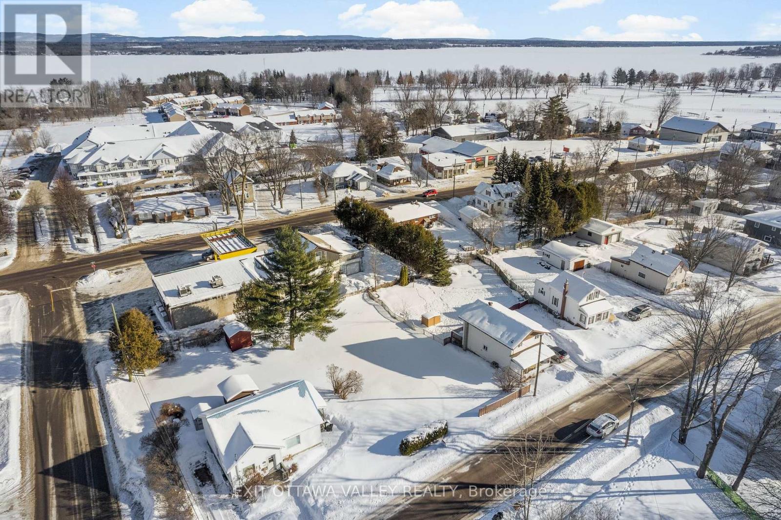 1105 Bronx Street, Pembroke, Ontario  K8A 6G8 - Photo 7 - X12728130