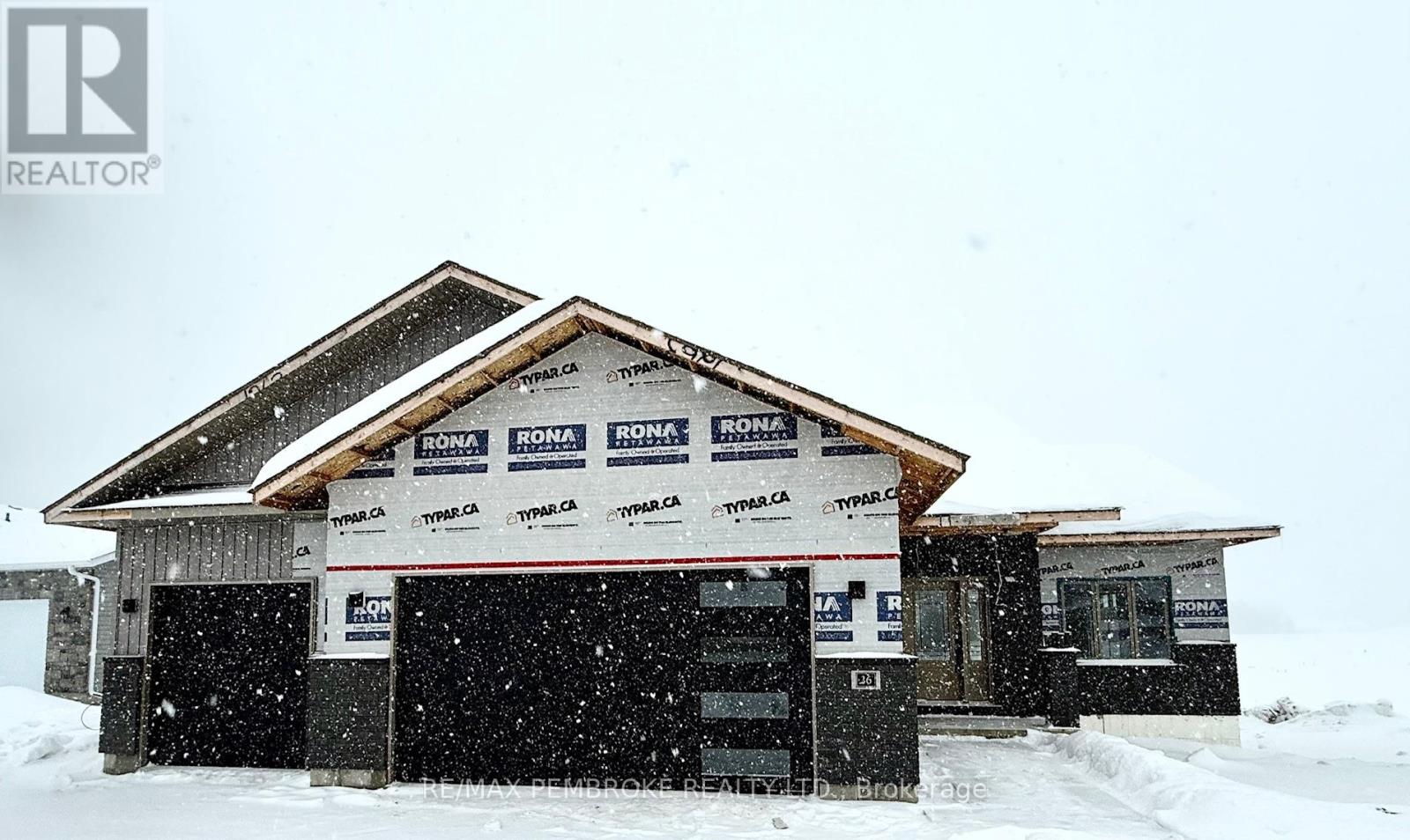 26 JADE AVENUE, petawawa, Ontario