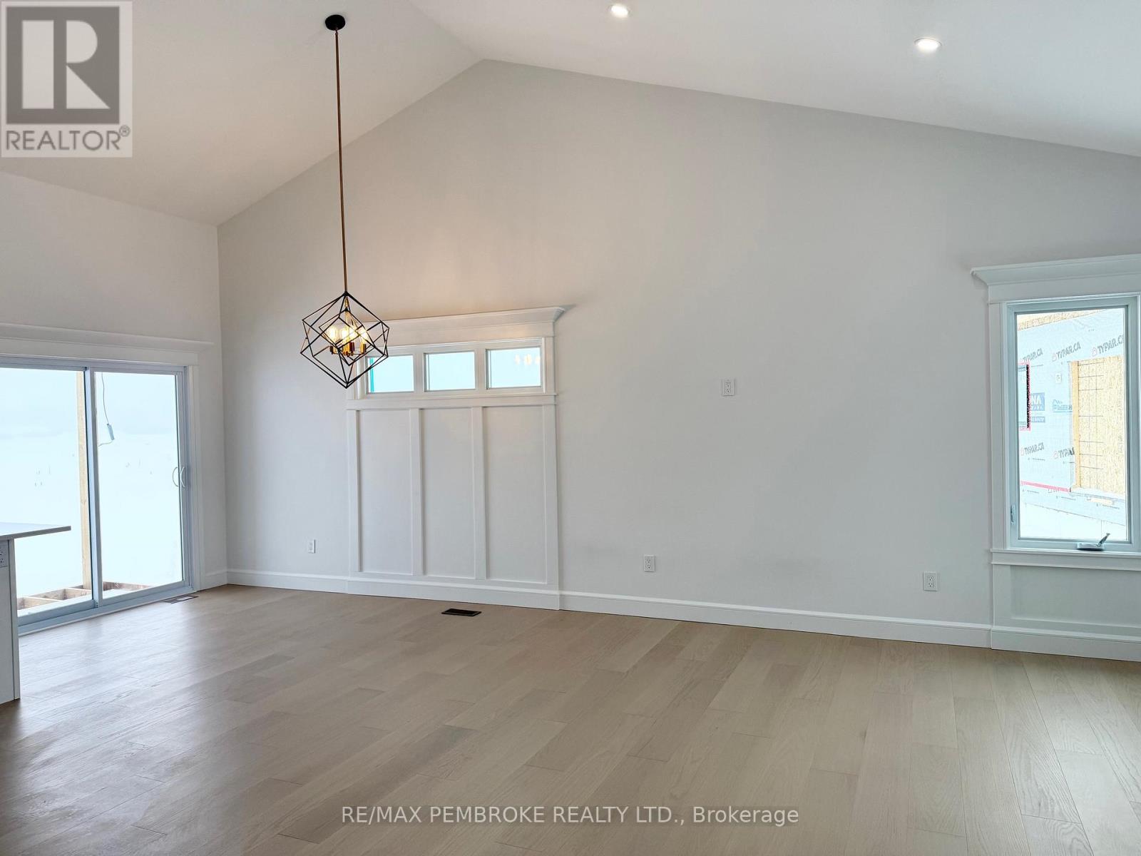 26 Jade Avenue, Petawawa, Ontario  K8H 0E5 - Photo 6 - X12772042