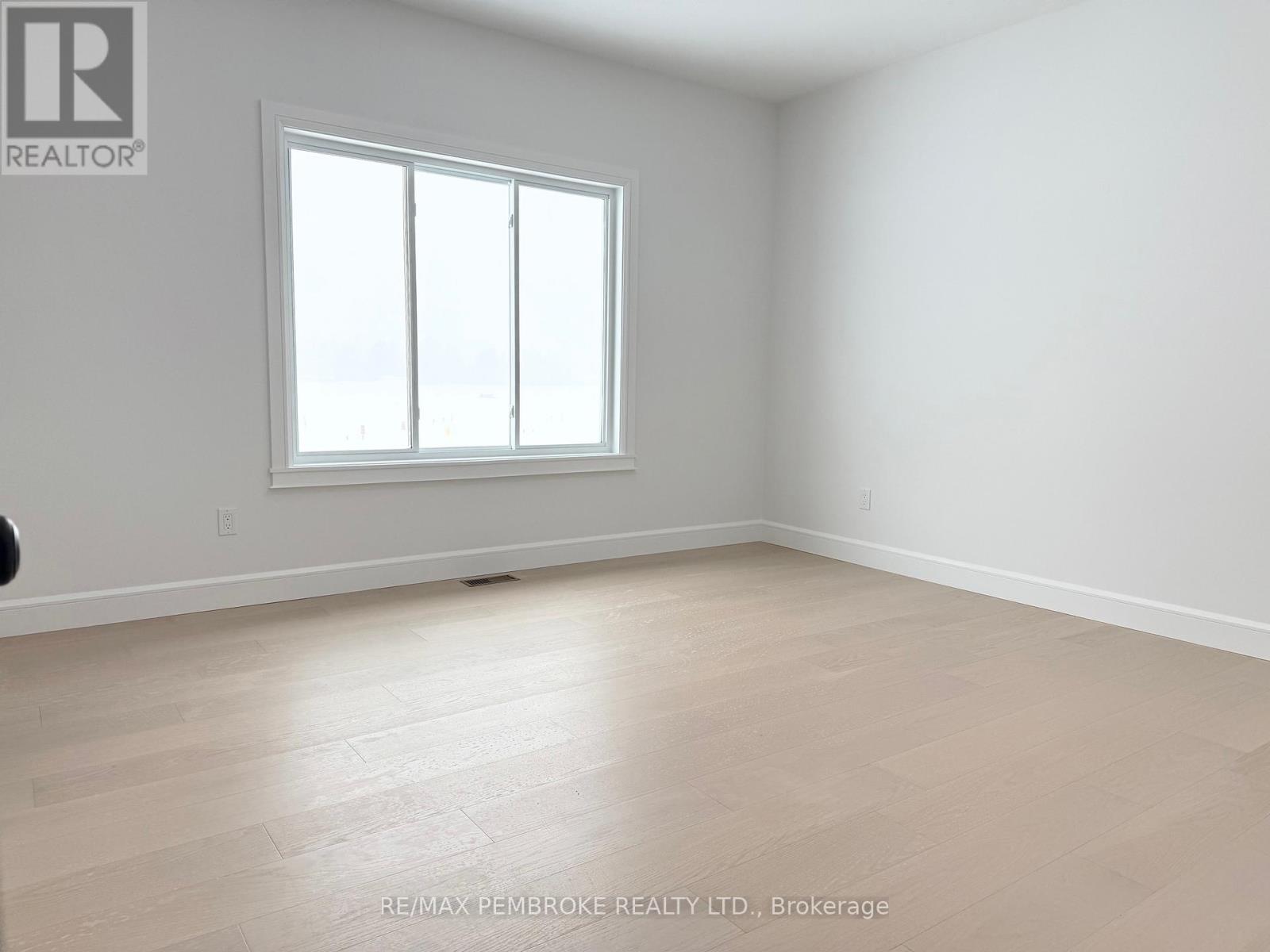 26 Jade Avenue, Petawawa, Ontario  K8H 0E5 - Photo 9 - X12772042