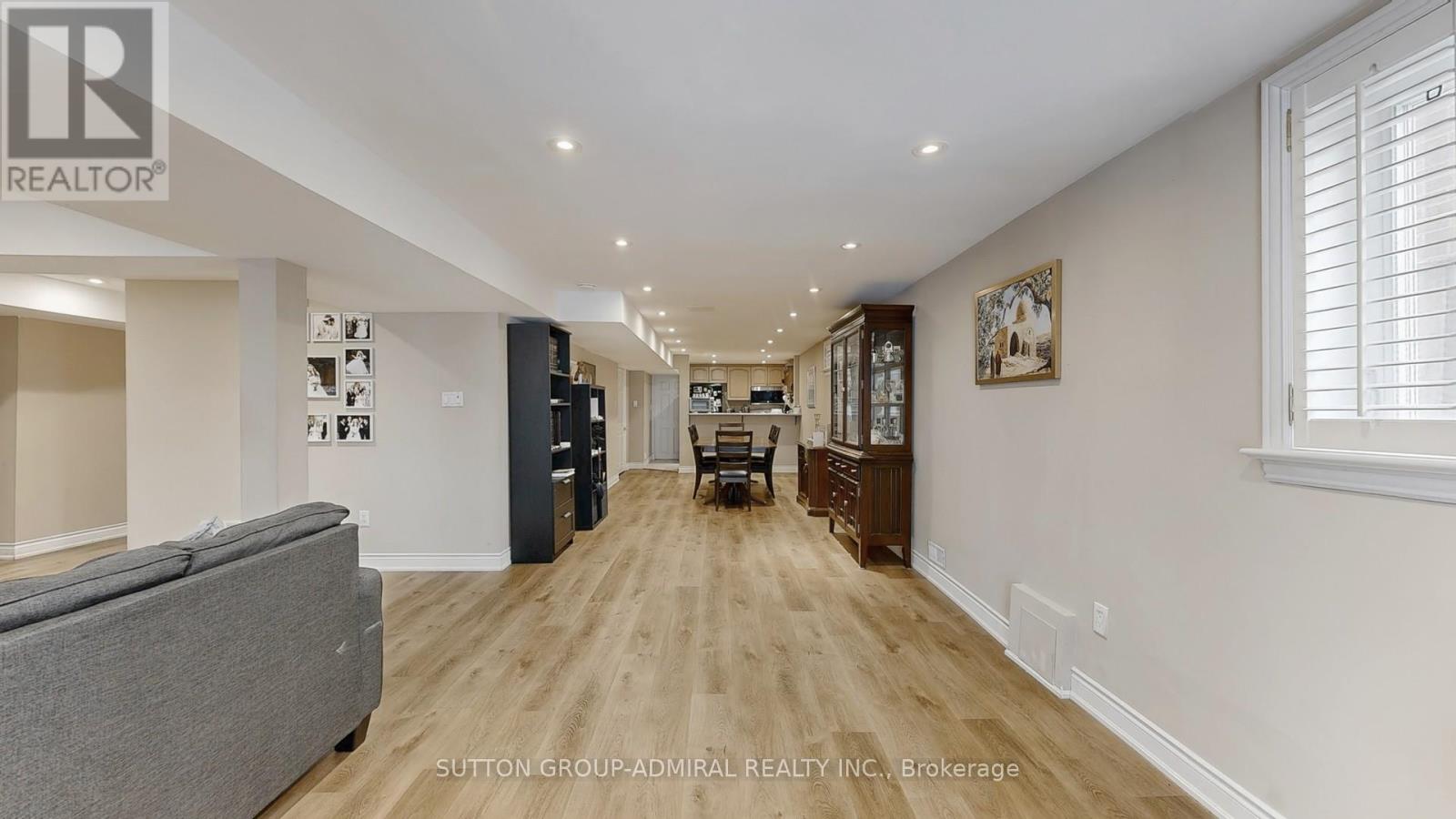 239 Rose Green Drive, Vaughan, Ontario  L4J 4R3 - Photo 36 - N12775818