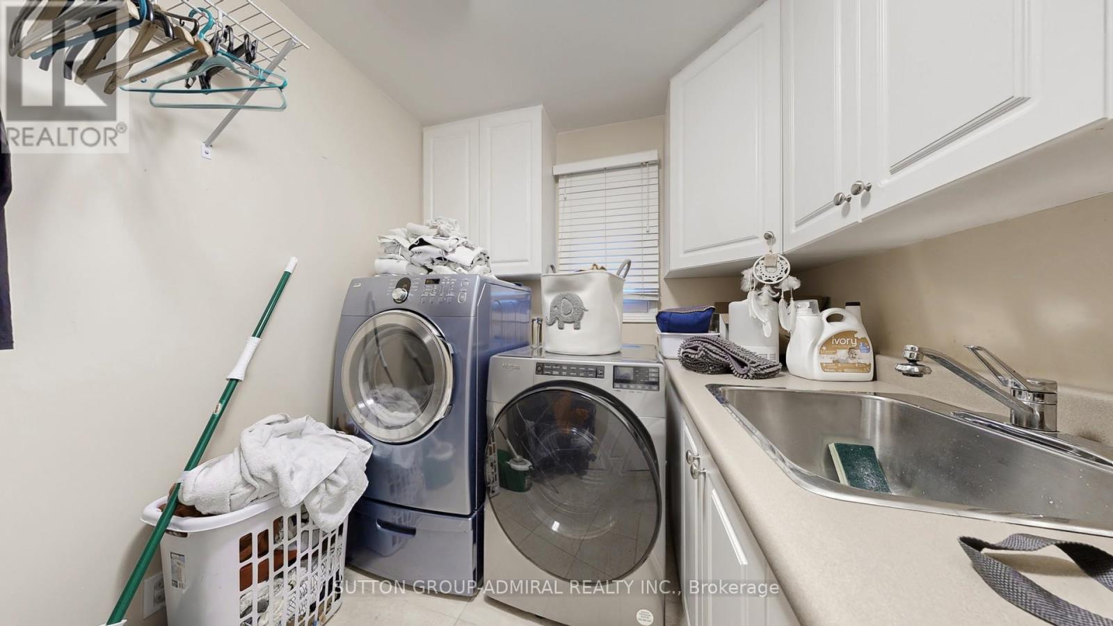 239 Rose Green Drive, Vaughan, Ontario  L4J 4R3 - Photo 15 - N12775818